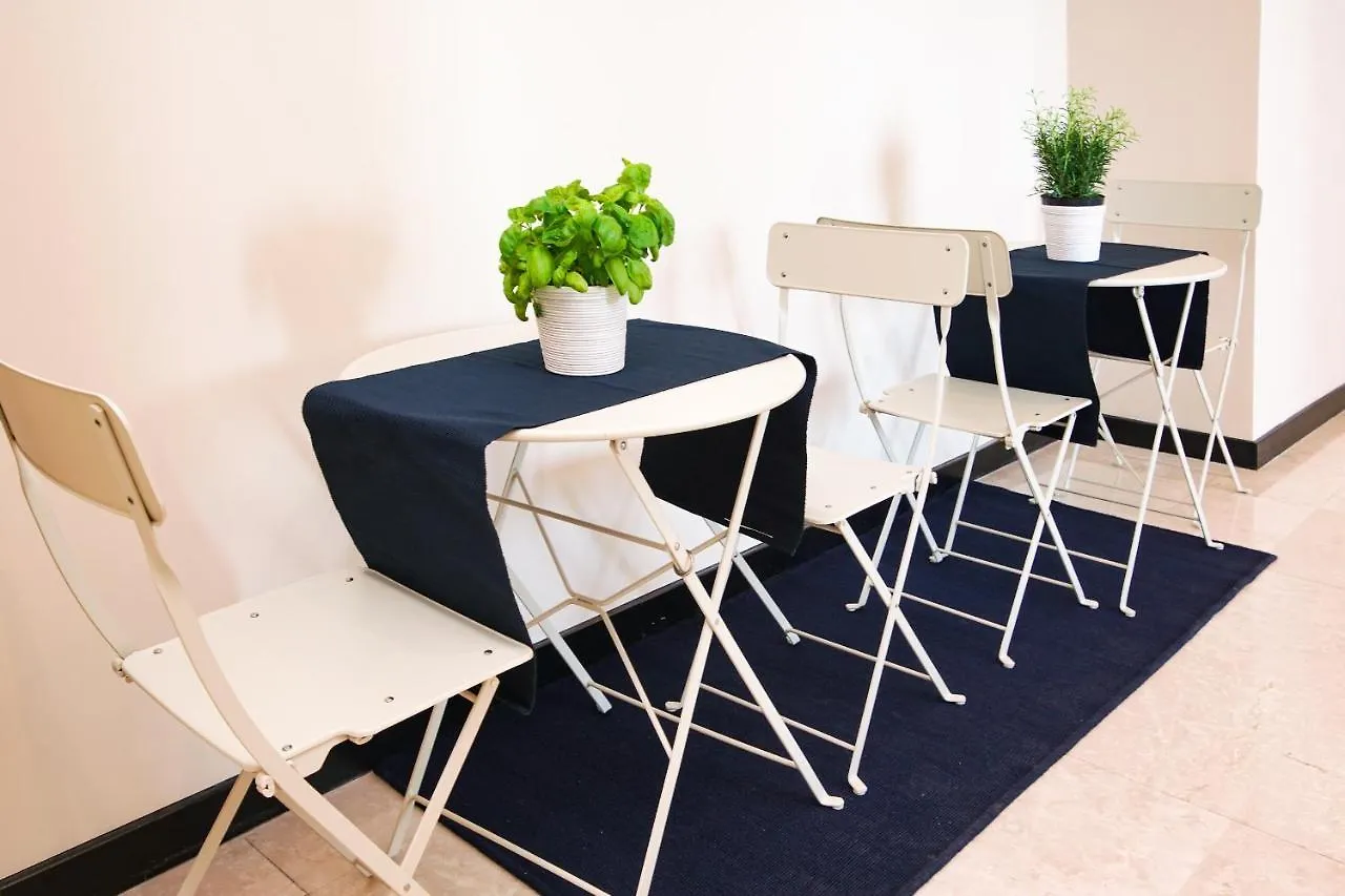 Bluripa Guest House Genua 2*,  Włochy